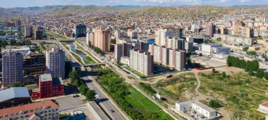 Moğolistan 'ın başkenti Ulaanbaatar' ın havadan görünüşü, yaklaşık Haziran 2019