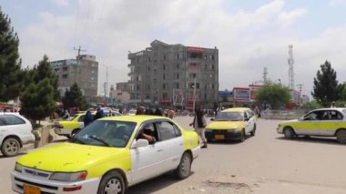 2019 'da Mazar-i-Şerif, Kuzey Afganistan' da sokak trafiği