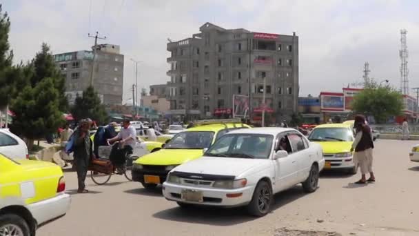 Straßenverkehr Masar Sharif Nordafghanistan Jahr 2019 — Stockvideo