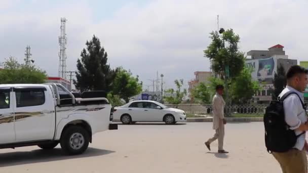 Gatutrafiken Mazar Sharif Norra Afghanistan 2019 — Stockvideo