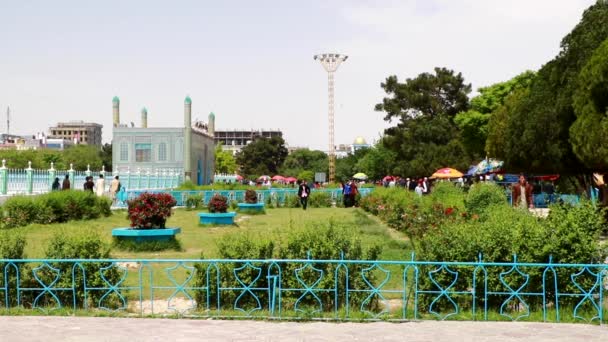 Pueblo Afgano Identificado Mezquita Azul Mazar Sharif Norte Afganistán 2019 — Vídeos de Stock