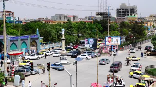 Straßenverkehr Masar Sharif Nordafghanistan Jahr 2019 — Stockvideo