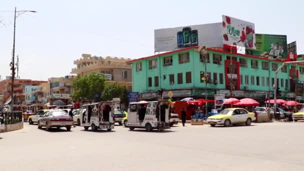 2019 Mazar Şerif Kuzey Afganistan Sokak Trafiği — Stok video