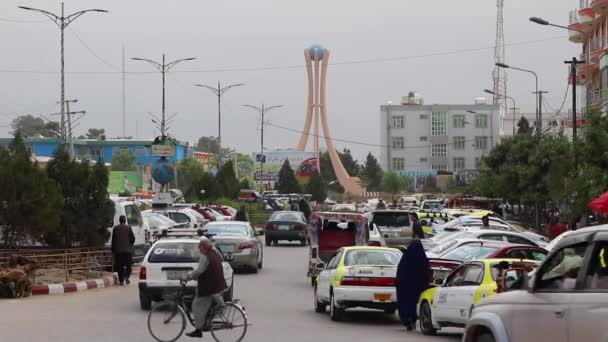 Tráfico Urbano Mazar Sharif Norte Afganistán 2019 — Vídeo de stock