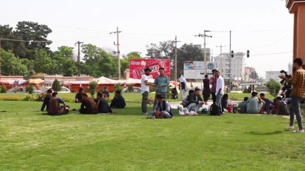 Población Local Centro Mazar Sharif Norte Afganistán Abril 2018 — Vídeos de Stock