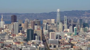 Market Caddesi ve San Francisco 'nun finans bölgesi Twin Peaks, California' dan, Ekim 2018 dolaylarında görüldü.