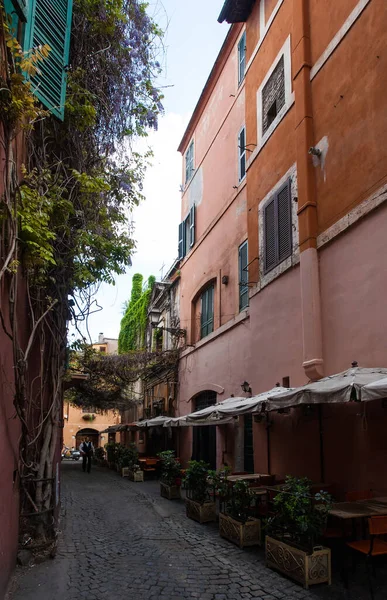 ROME - Mayıs 2008: Roma 'da küçük bir cadde