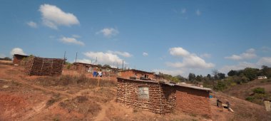 Domuzlar Tepesi, Svaziland 'daki Nasıralı Misyon Okulu' nun binaları, Temmuz 2018 dolaylarında.