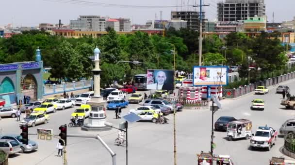 2019 Mazar Şerif Kuzey Afganistan Sokak Trafiği — Stok video