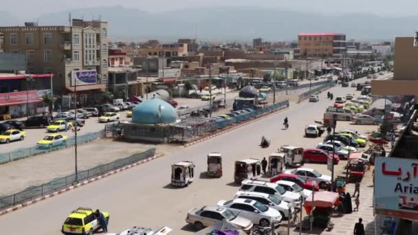 Tráfico Urbano Mazar Sharif Norte Afganistán 2019 — Vídeo de stock