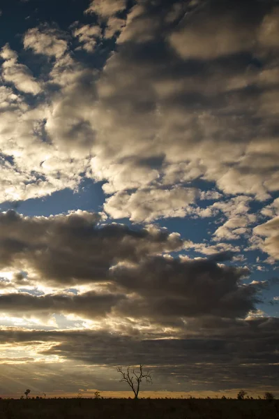 Hermoso Atardecer Sobre Lago — Foto de Stock