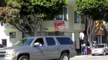 San Francisco, California 'daki Glen Park mahallesindeki sokak sahnesi, Ekim 2018 dolaylarında.