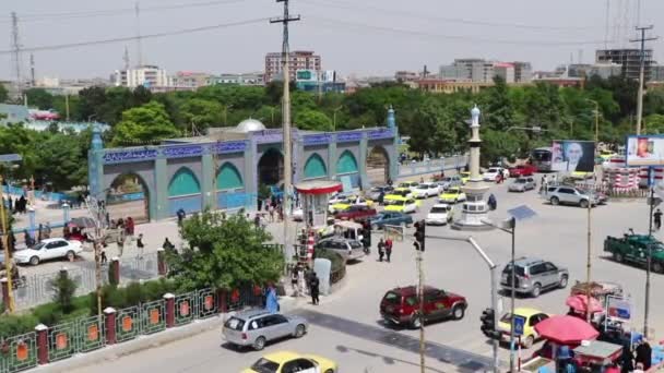 Povo Afegão Não Identificado Mesquita Azul Mazar Sharif Afeganistão Norte — Vídeo de Stock