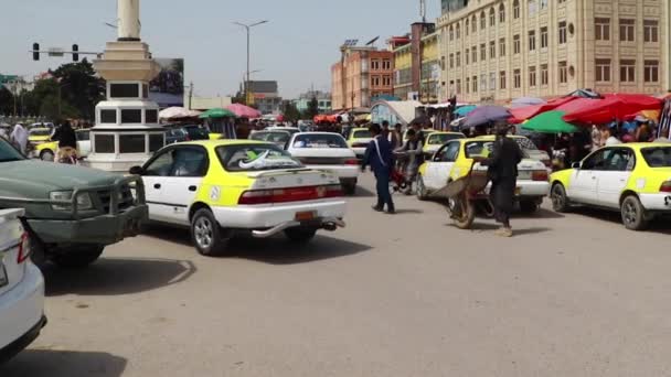 2019 Mazar Şerif Kuzey Afganistan Sokak Trafiği — Stok video