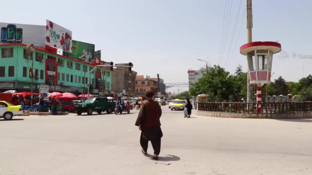 2019 Mazar Şerif Kuzey Afganistan Sokak Trafiği — Stok video