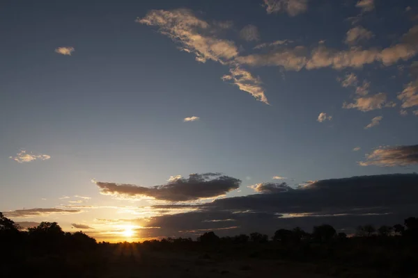 Prachtige Zonsondergang Boven Zee — Stockfoto