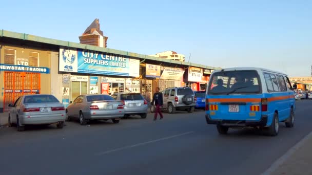 Уличное Движение Неизвестные Лусаке Столице Замбии Южная Африка 2020 — стоковое видео