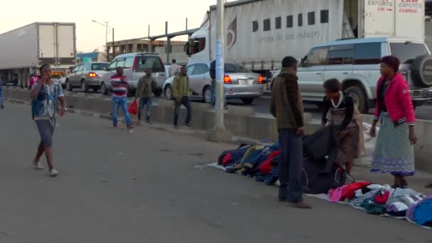 Trafic Routier Personnes Non Identifiées Lusaka Capitale Zambie Afrique Australe — Video