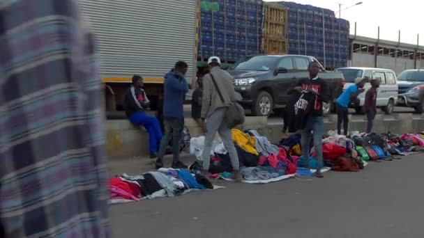 Niet Geïdentificeerde Mensen Lusaka Straat Hoofdstad Van Zambia Zuidelijk Afrika — Stockvideo