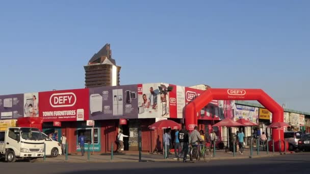 Вуличний Рух Невідомі Люди Лусаці Столиці Замбії Південна Африка 2020 — стокове відео