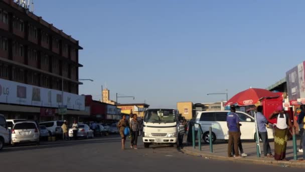 Tráfico Callejero Personas Identificadas Lusaka Capital Zambia África Del Sur — Vídeos de Stock