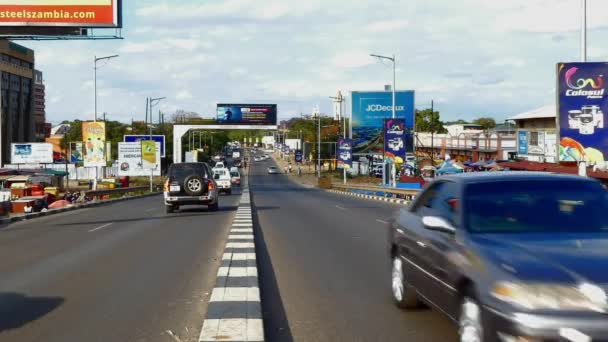 ザンビア 南アフリカ 2020年の首都ルサカの道路交通 — ストック動画