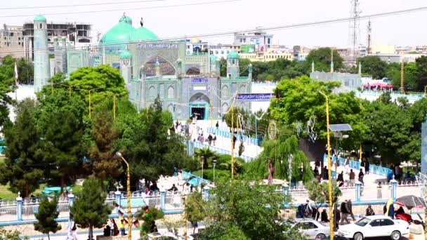 Pueblo Afgano Identificado Mezquita Azul Mazar Sharif Norte Afganistán 2018 — Vídeo de stock