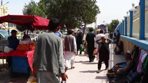 Povo Afegão Não Identificado Centro Cidade Mazar Sharif Afeganistão Norte — Vídeo de Stock