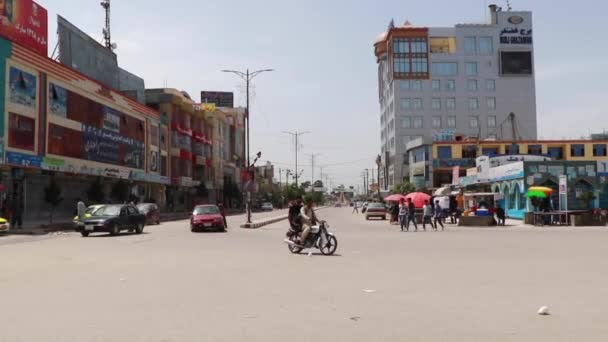 Straßenverkehr Masar Sharif Nordafghanistan Jahr 2019 — Stockvideo