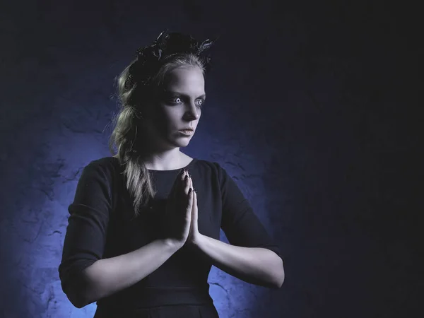 Dark portrait of evil witch in smoke — Stock Photo, Image