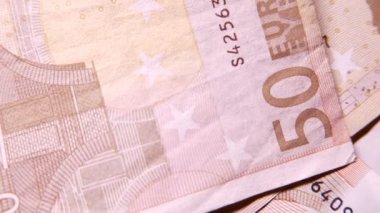 50 dolarlık banknottan Euro. Closeup döner. 4k Uhd