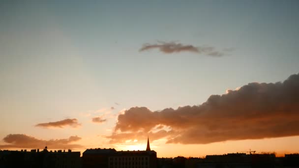 Mörka belysning dramatisk sky timelapse — Stockvideo