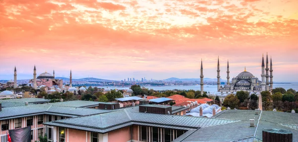 Istambul, Sultanahmet skyline, Turquia . — Fotografia de Stock