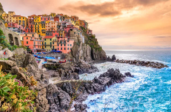 Manarola，五渔村国家公园，利古里亚意大利 — 图库照片