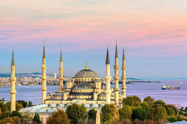 The Blue Mosque, (Sultanahmet Camii),イスタンブール,トルコ. — ストック写真