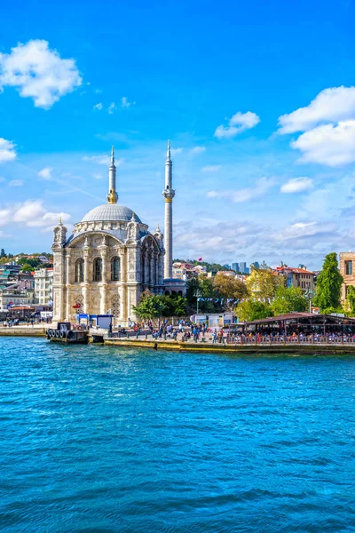 Ortakoy Camii, İstanbul, Türkiye — Stok fotoğraf