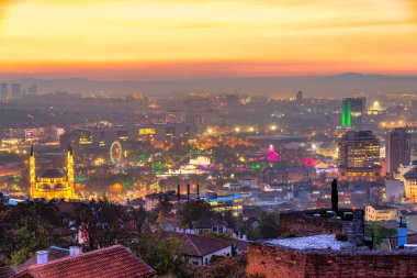 Gün batımında, Türkiye'de Ankara