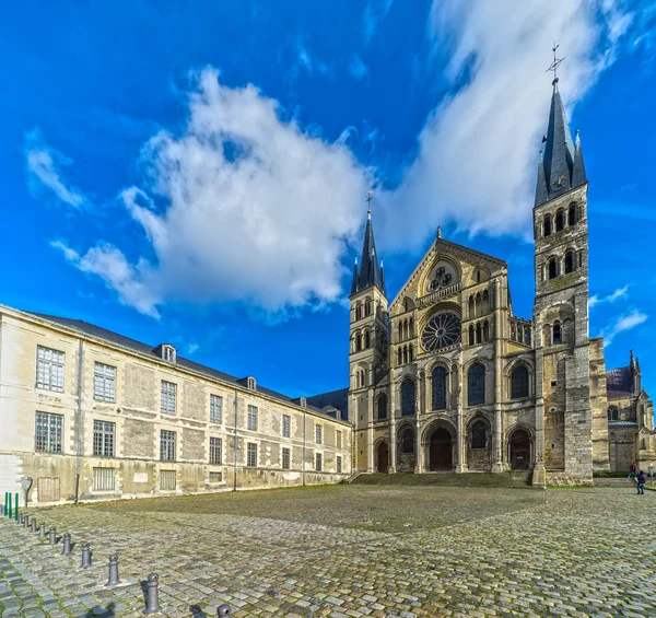 Saint-Remi Basilica Reims, Fransa.