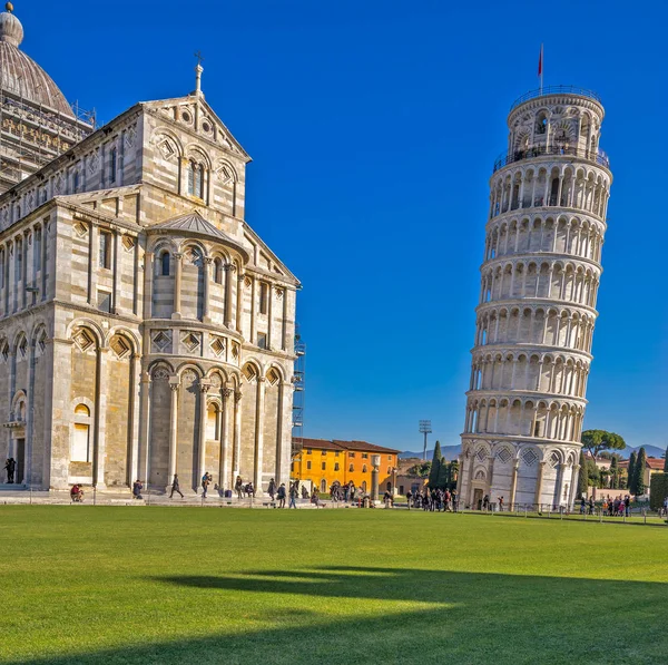 Pisa, Turnul înclinat . — Fotografie, imagine de stoc
