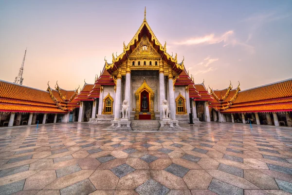 Wat Benchamabophit Dusit wanaram. Bangkok, Thailand. — Stockfoto