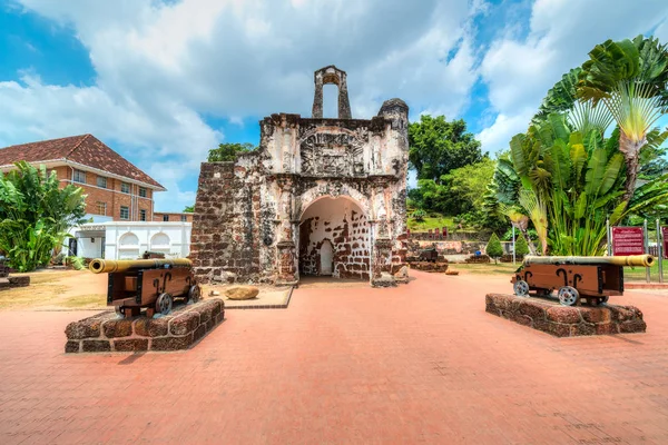 Mezquita del Estrecho de Malaca, Malasia — Foto de Stock