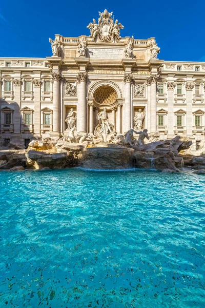 Roma, Fontana de Trevi. Italia . — Foto de Stock