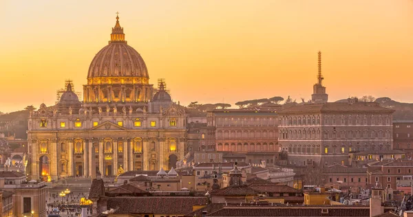 St Peter katedrála, Řím, Itálie — Stock fotografie