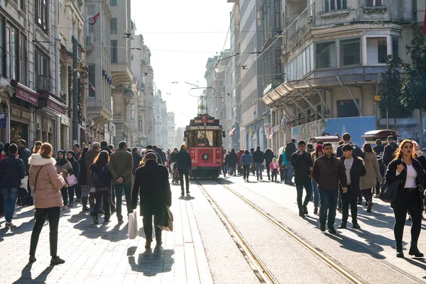 伊斯坦布尔Istiklal Cadesi,土耳其 — 图库照片