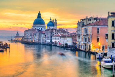 Büyük Kanal ve Bazilika Santa Maria della Salute, Venedik, İtalya