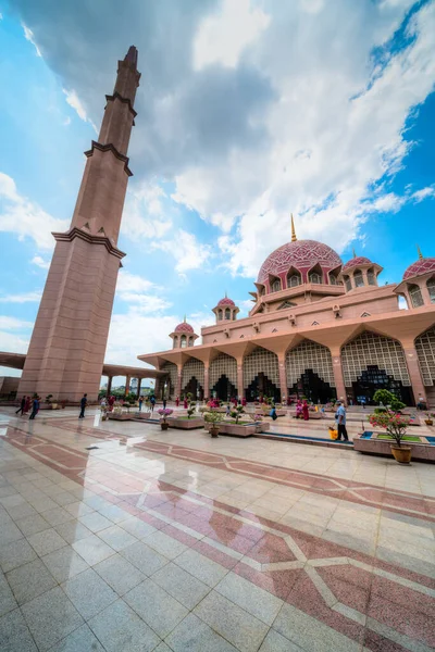 Мечеть Путра Куала Лумпуре Малайзия — стоковое фото