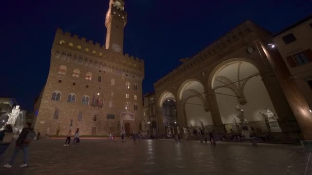 意大利佛罗伦萨 2020年2月3日 位于欧洲托斯卡纳地区佛罗伦萨的德拉诺利亚广场 Piazza Della Signoria 的Vecchio宫 前的海王星喷泉 运动视频 — 图库视频影像