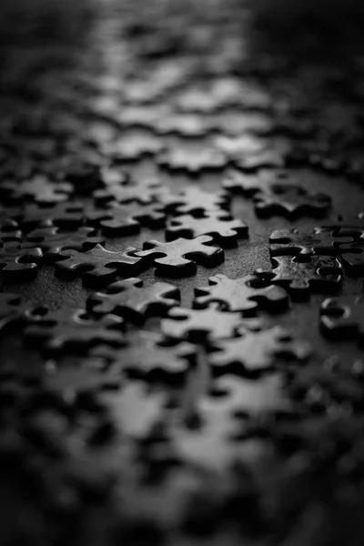 Pedaços de puzzle com luz — Fotografia de Stock