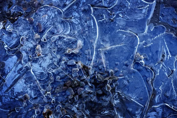 Padrões de gelo congelando cristais de água — Fotografia de Stock