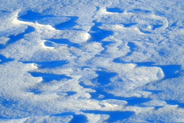 Drifts de neve fresca e Patters no inverno — Fotografia de Stock